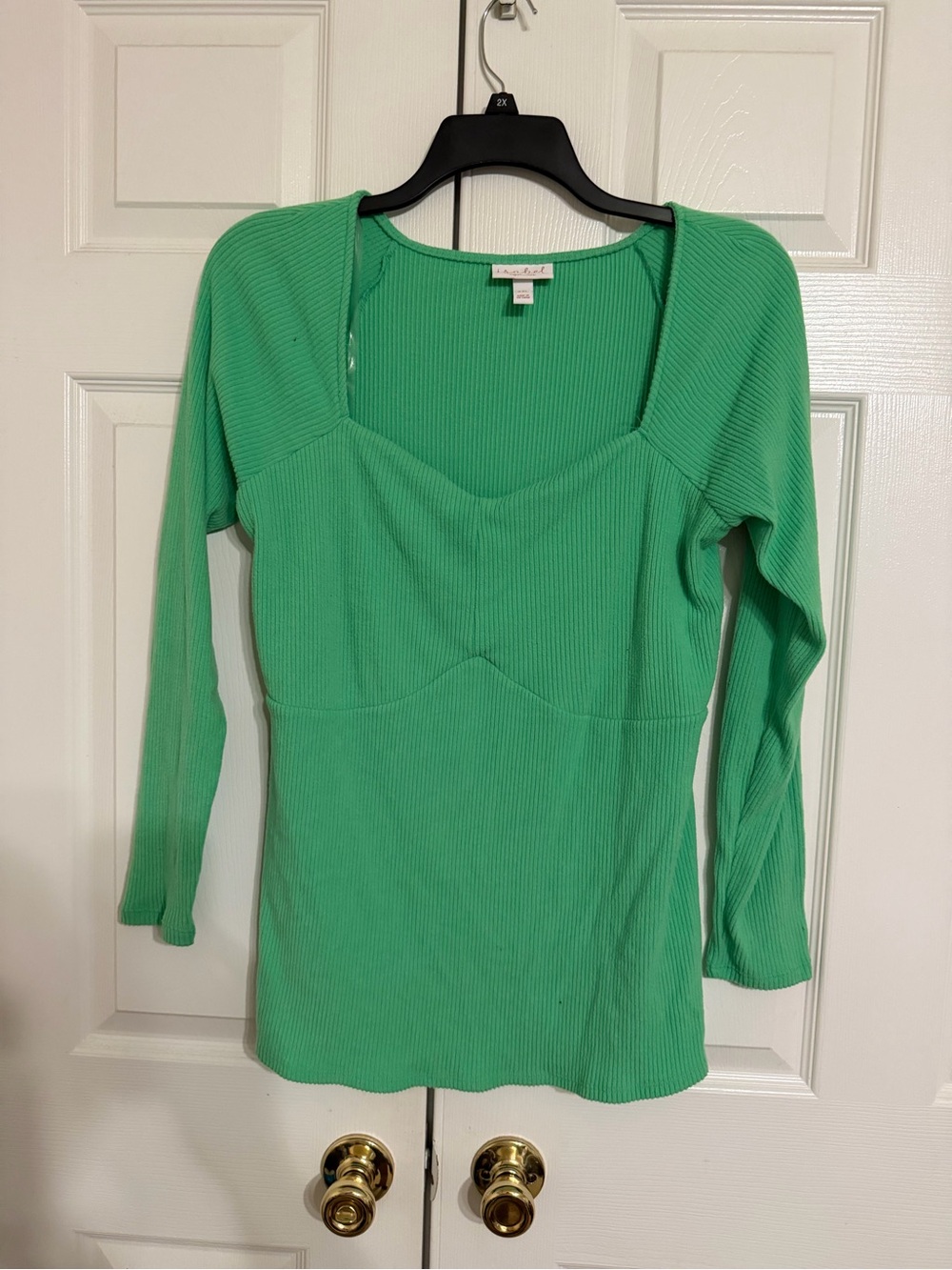 Ingrid & Isabel Ribbed Green Sweetheart V-Neck Top